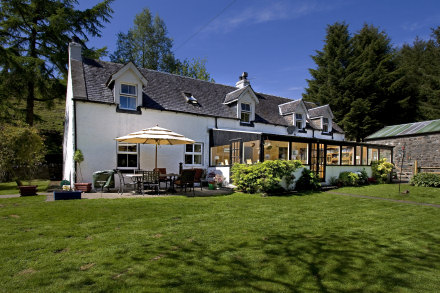 Lagnakeil Reception